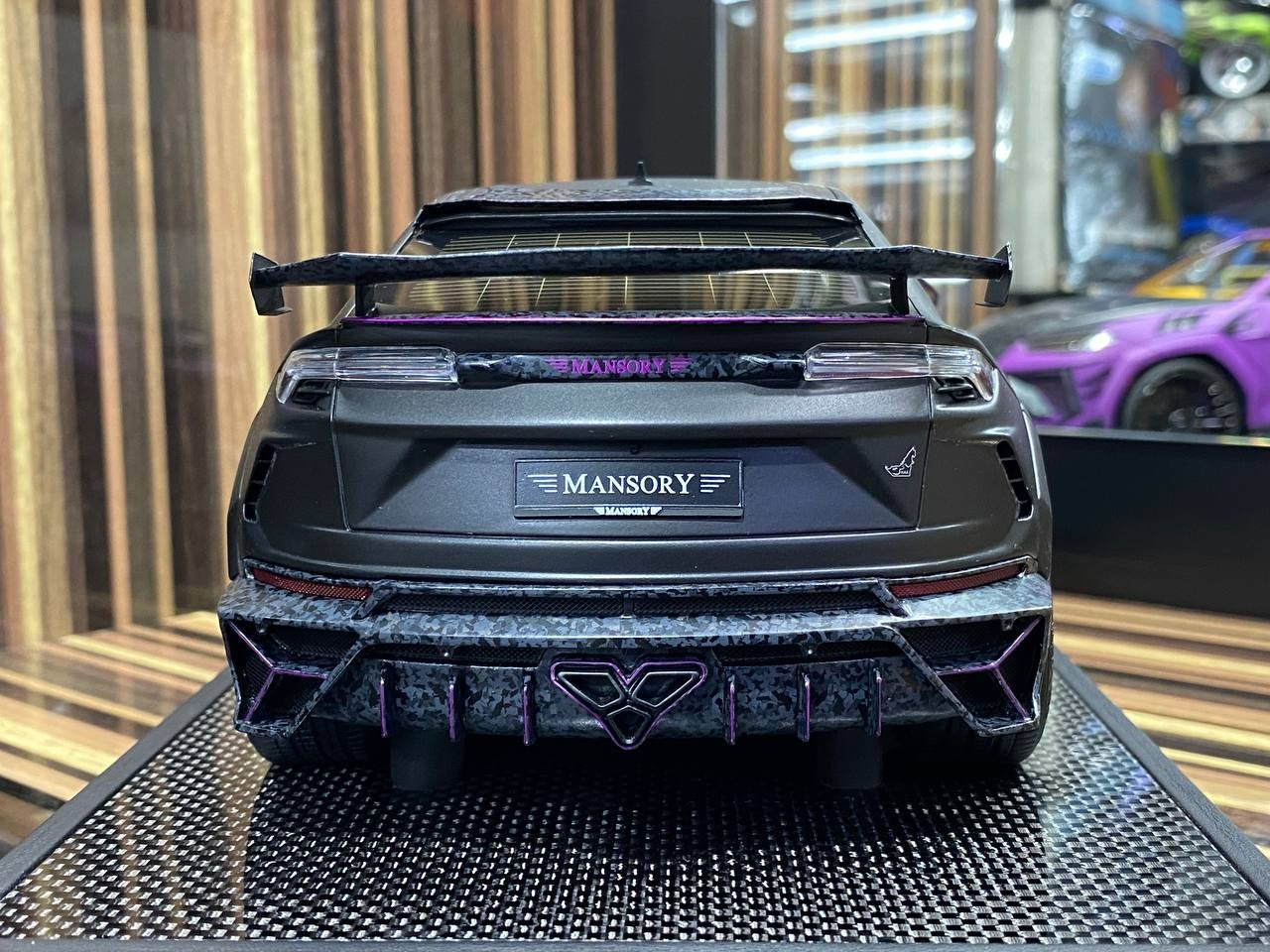 1_18 Resin Lamborghini MANSORY Urus Venatus Black & Purple by Timothy&