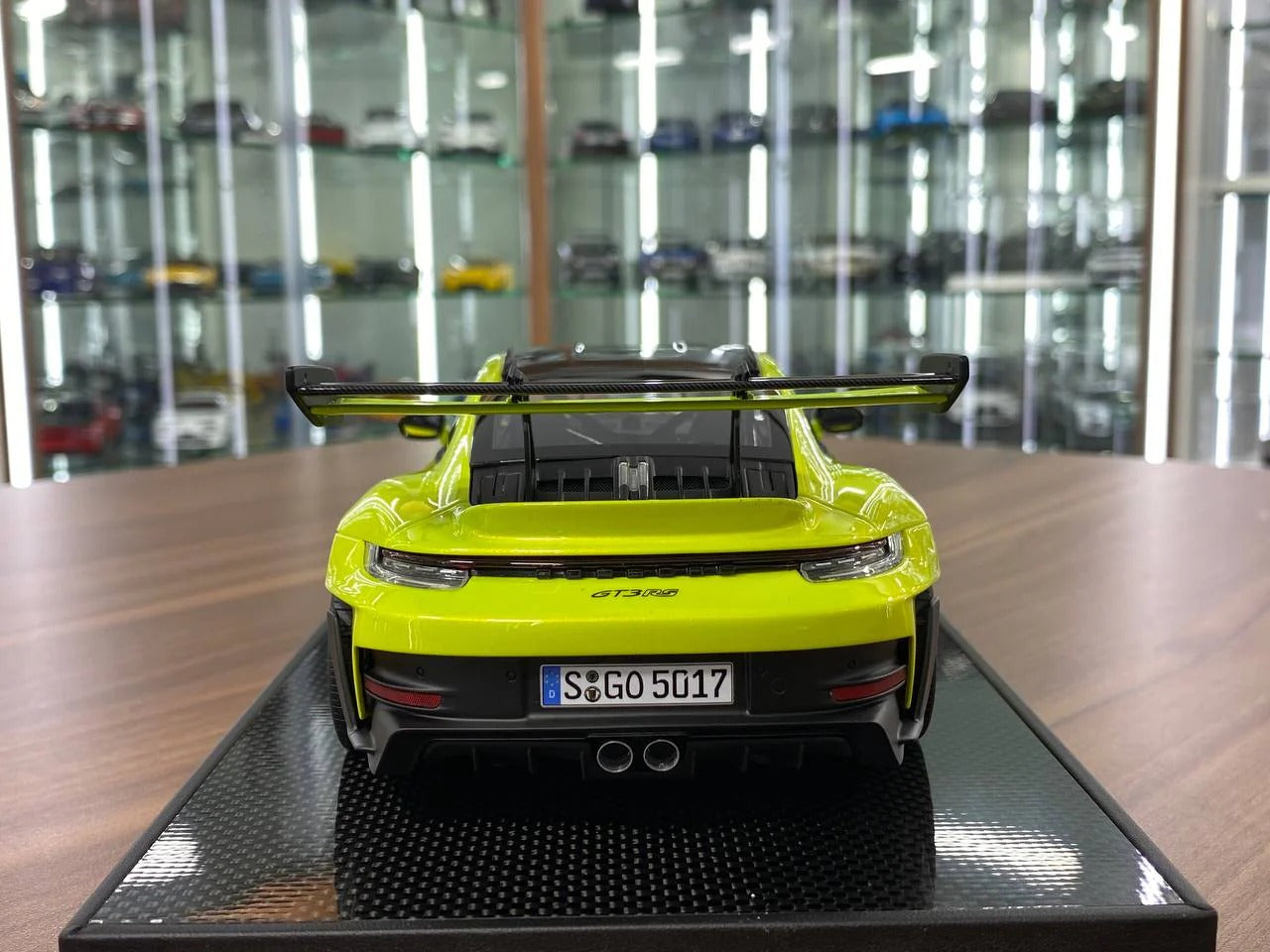 1_18 Resin Timothy & Pierre Porsche 911 GT3 RS 992.1 Weissach Package