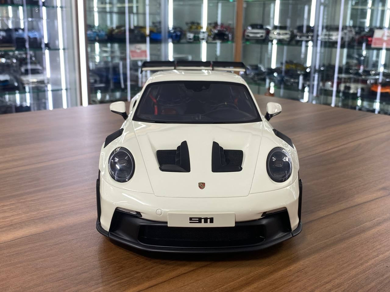 ★ 1_12 GT Spirit Porsche 911 (992) GT3 RS _ Off White_Red Rim _ Limite