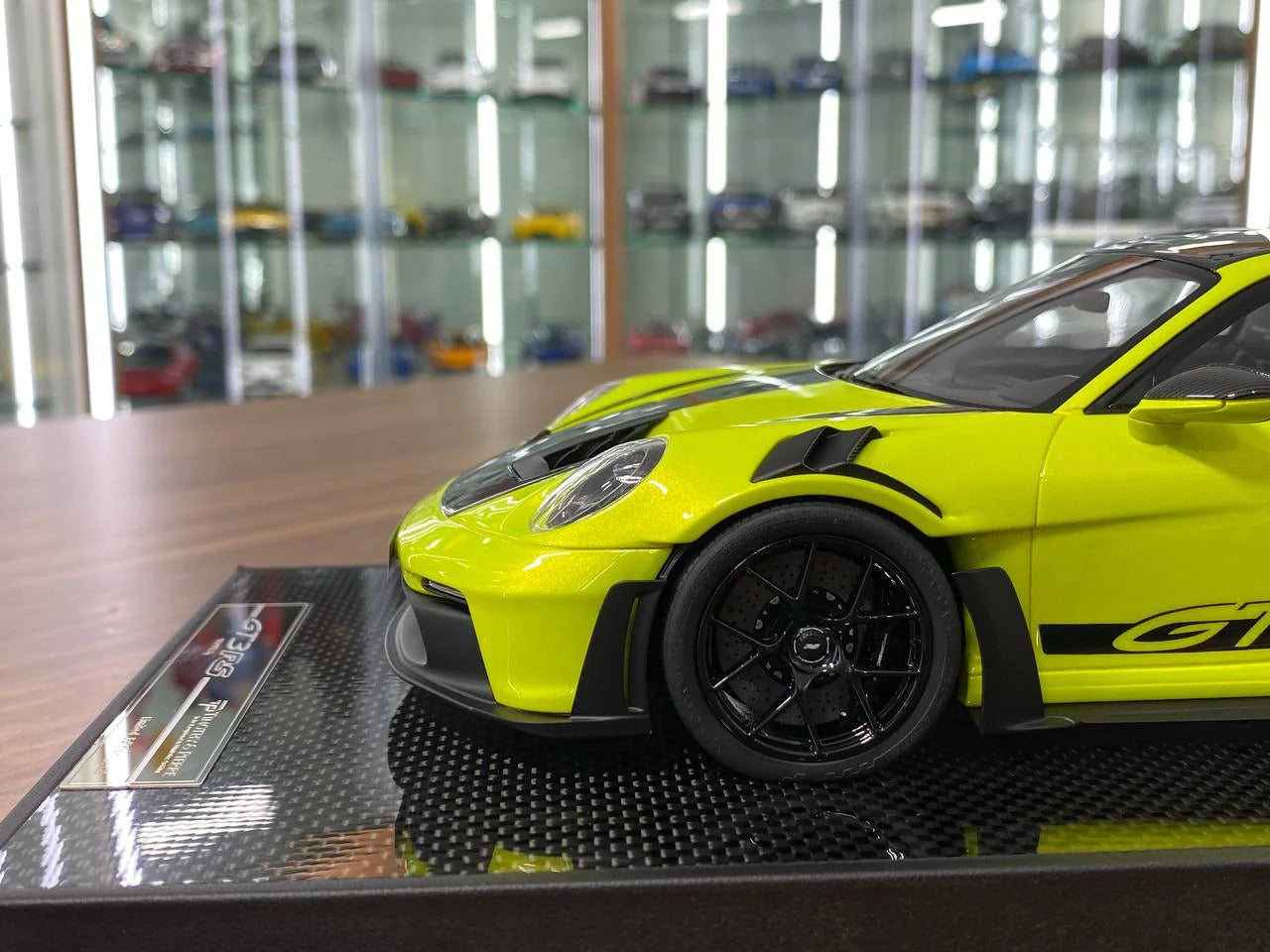 1_18 Resin Timothy & Pierre Porsche 911 GT3 RS 992.1 Weissach Package