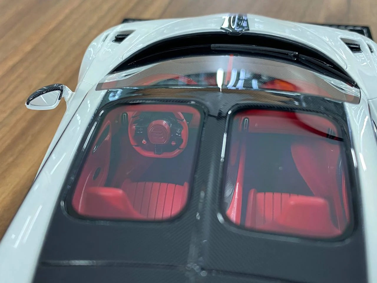 1/18 H&H Bugatti Chiron Pur Sport Metallic White | Resin Model | Limited 30 pcs