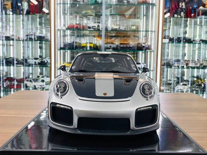 1_8 Resin Dino Models Porsche 911 GT2 RS - GT Silver