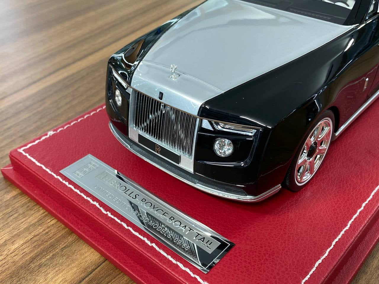 1_18 SC Models Rolls Royce Boat Tail Black_Silver _ Ltd.Edn. 66 pcs