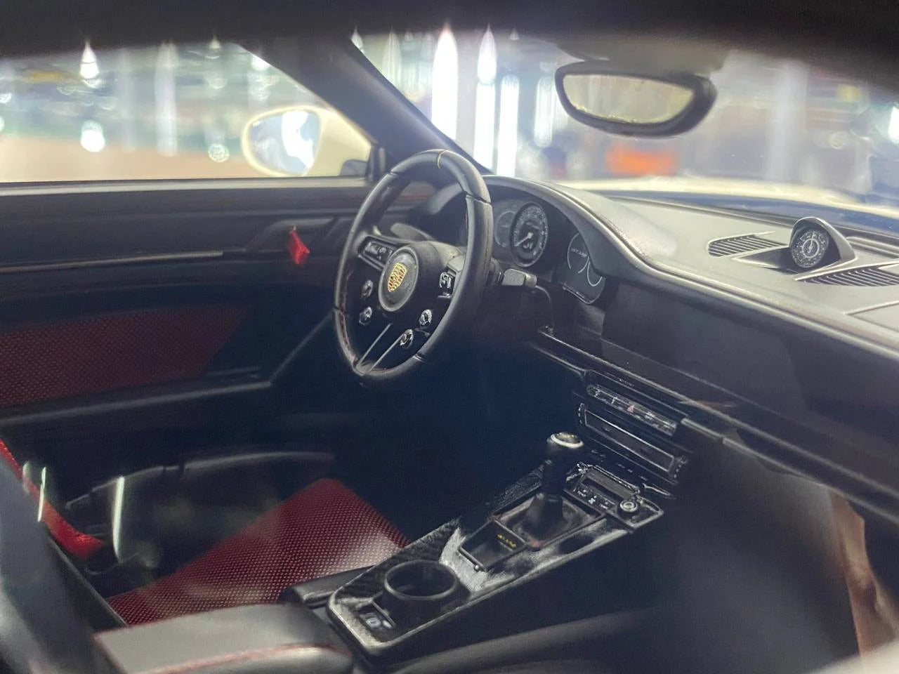 ★ 1_12 GT Spirit Porsche 911 (992) GT3 RS _ Off White_Red Rim _ Limite