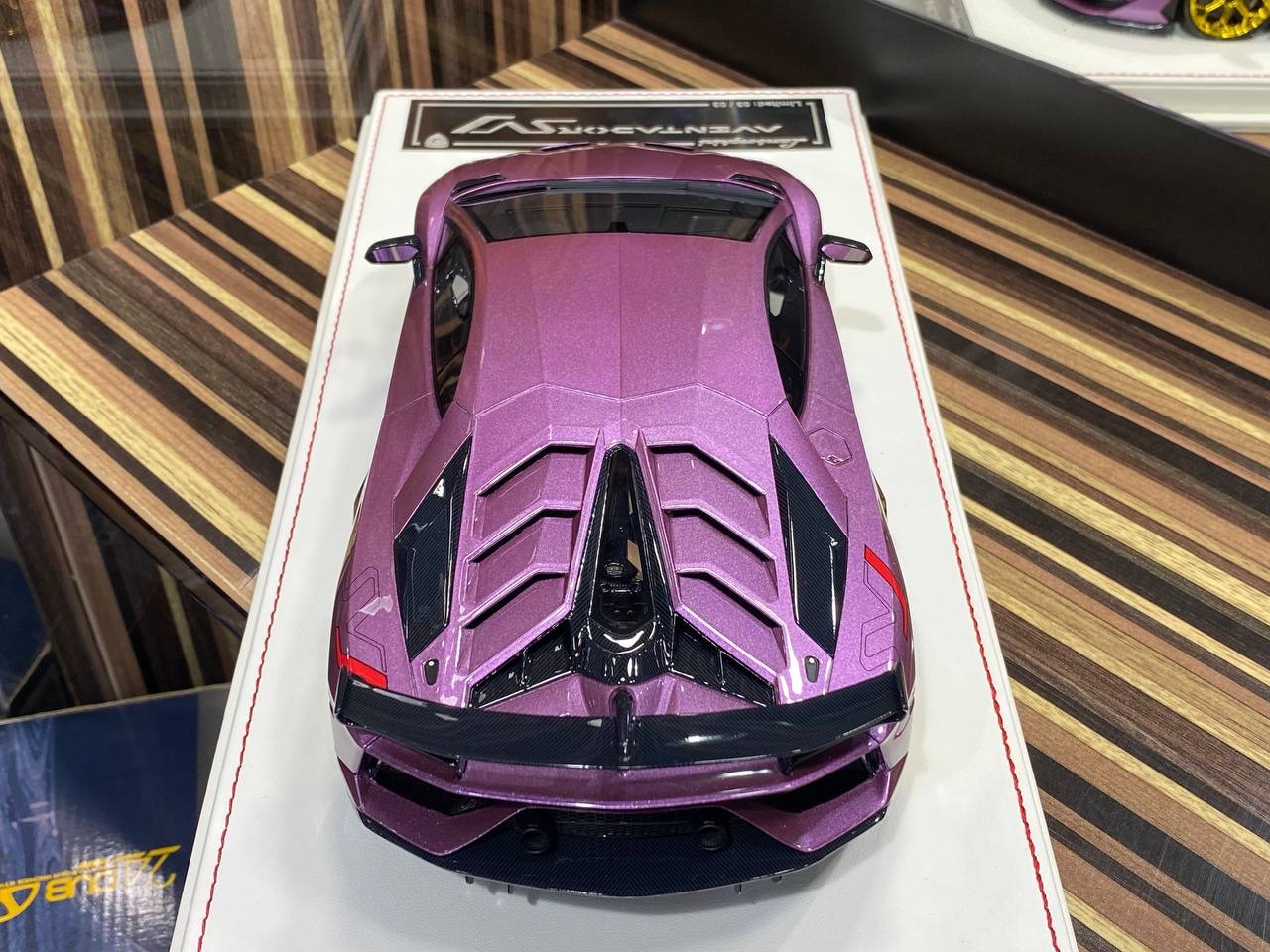 1_18 Resin Lamborghini Aventador SVJ Viola Metallic by Davis & Giovann