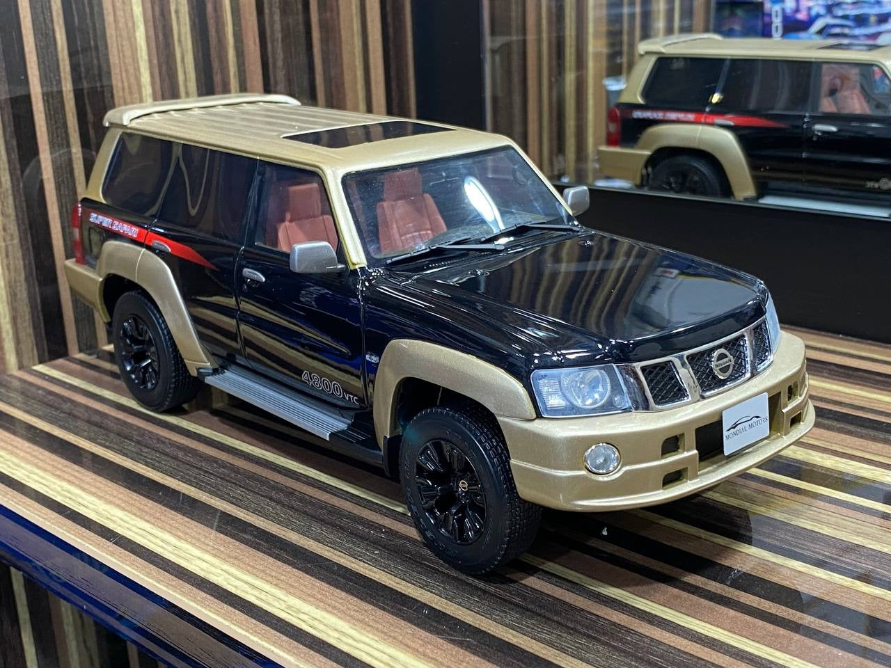 1_18 Diecast Nissan Patrol Super Safari Gold & Black IVY Models Scale