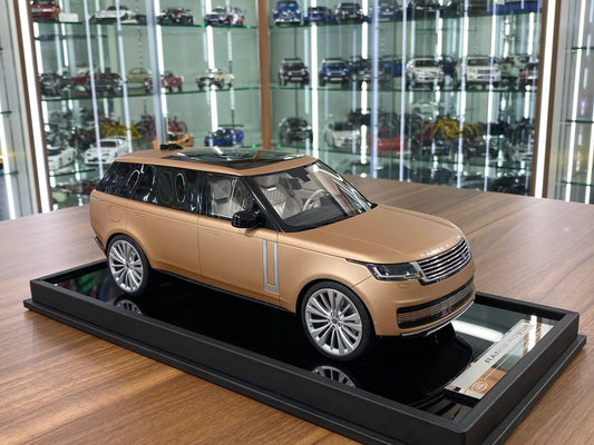 1_18 Resin Land Rover Range Rover Sunset Gold Matt by MotorHelix