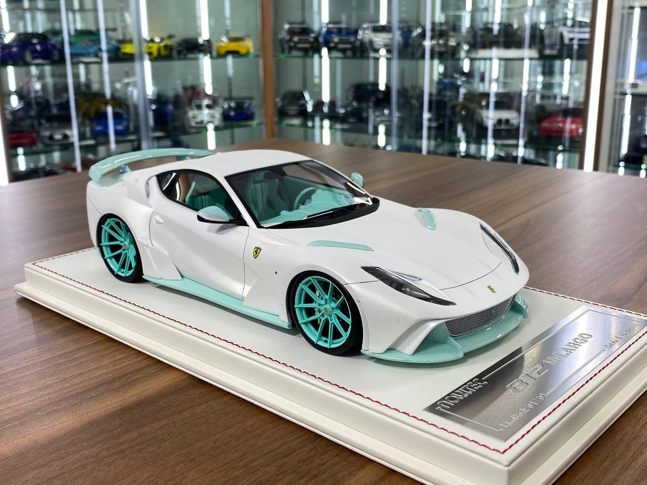 1_18 Resin Davis & Giovanni Ferrari 812 N-Largo Novitec Limited 1 of 1