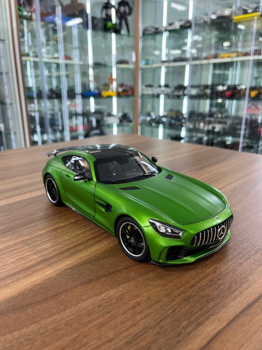 1_18 Diecast Mercedes-Benz AMG GT Black Series _ Norev _ Green Hell Magno _ Full Opening