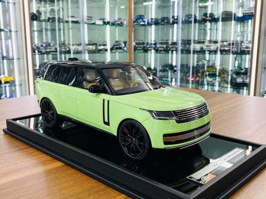 MotorHelix Range Rover Autobiography 2022 – 1_18 Resin ,Light Green