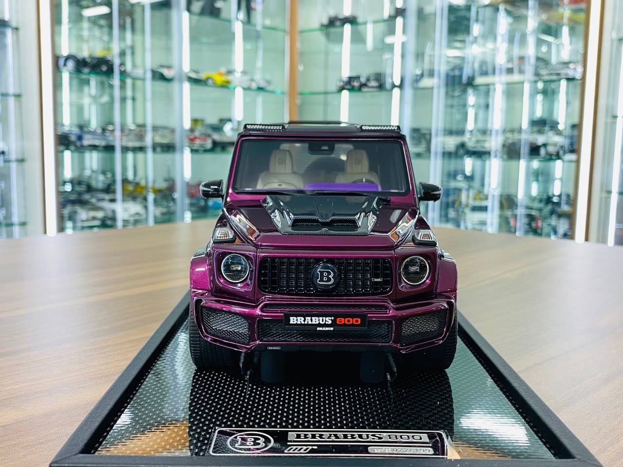 1_18 Resin Mercedes-Benz Brabus G800 G-Class W463 2019 Purple - MotorH