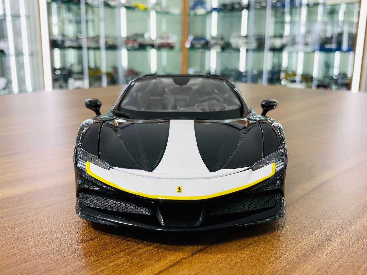 1_18 Diecast Bburago Ferrari SF90 Spider Signature Series black
