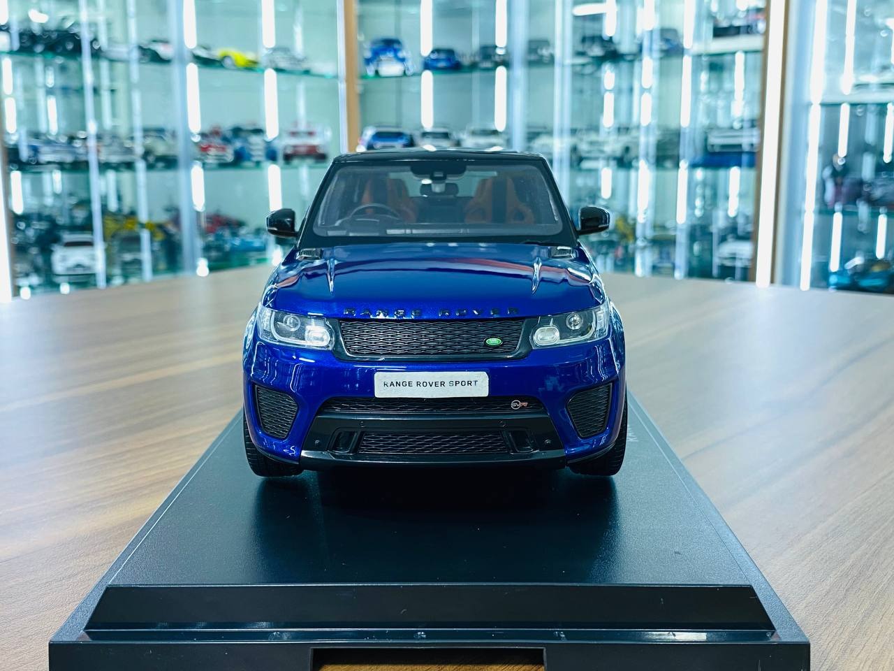 1_18 Diecast Land Rover Range Rover Sport SVR Blue Kyosho Scale Model