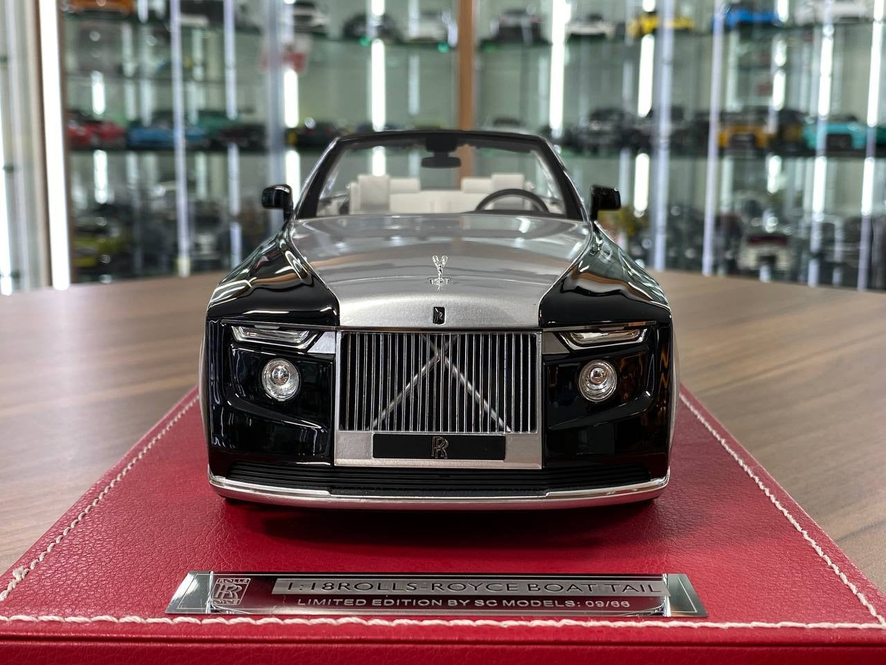 1_18 SC Models Rolls Royce Boat Tail Black_Silver _ Ltd.Edn. 66 pcs