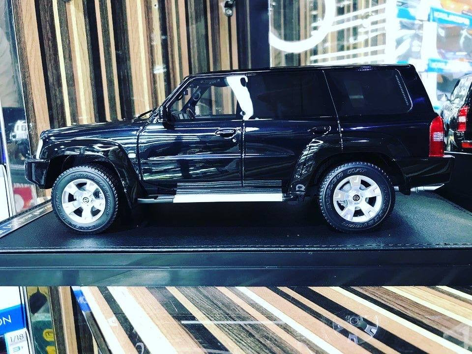 1_18 Nissan Patrol Safari Black IVY Models Scale Model Car