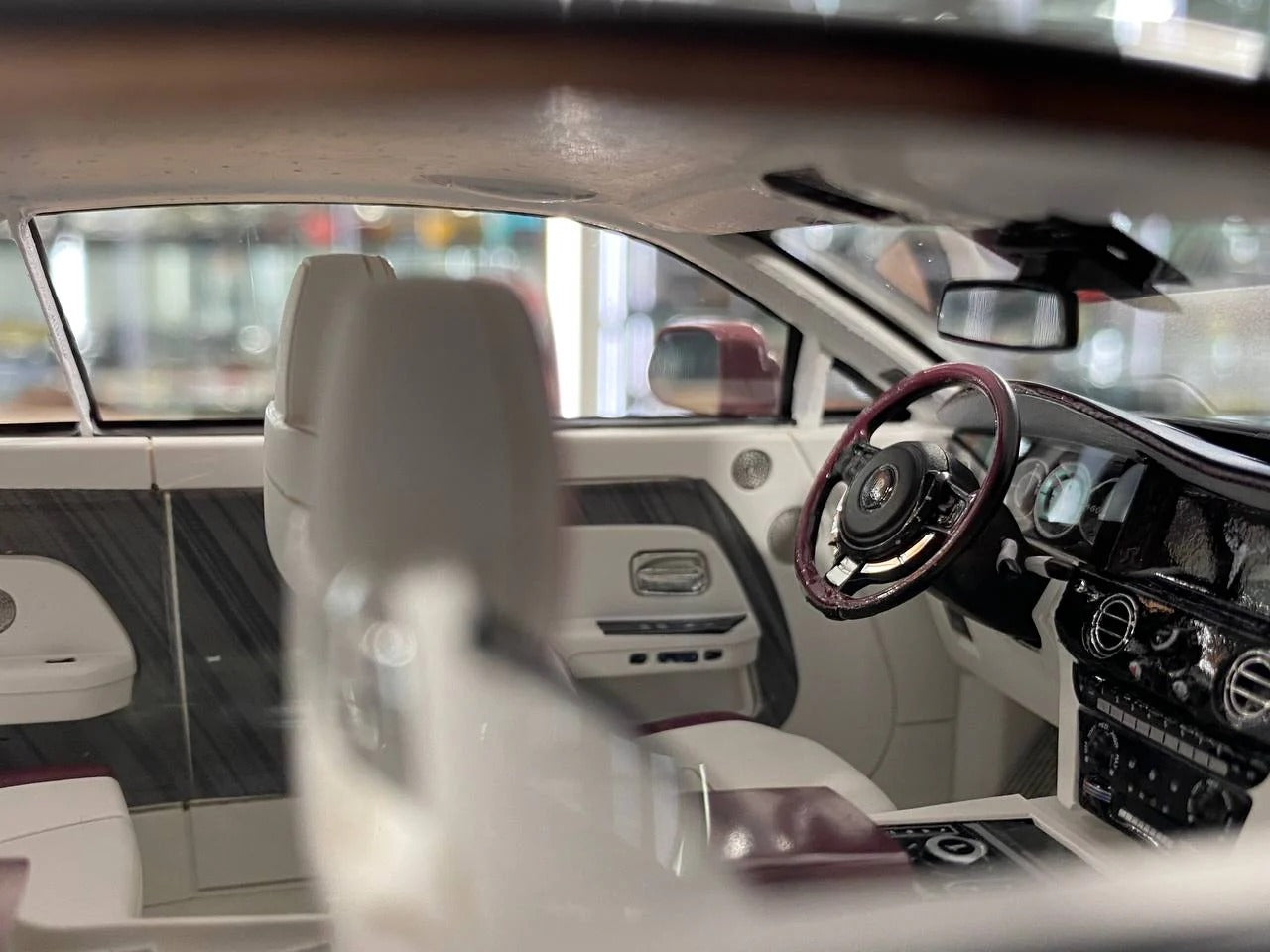 1_18 DF Model Rolls Royce Spectre Morganite Pink_Black Limited Edition