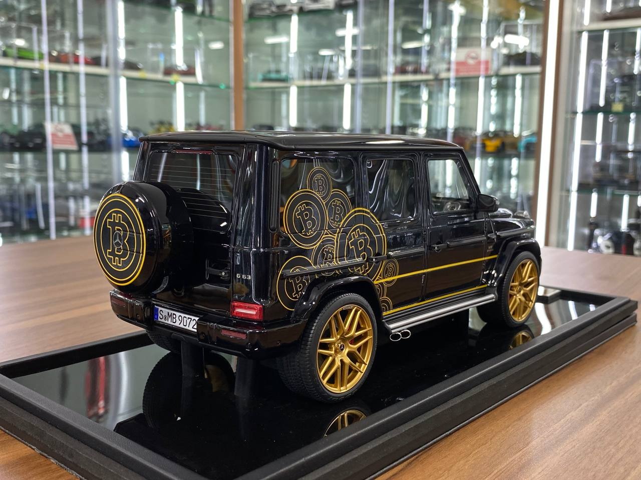 1_18 Bitcoin Mercedes-Benz AMG G-63 Black Model Car by MotorHelix