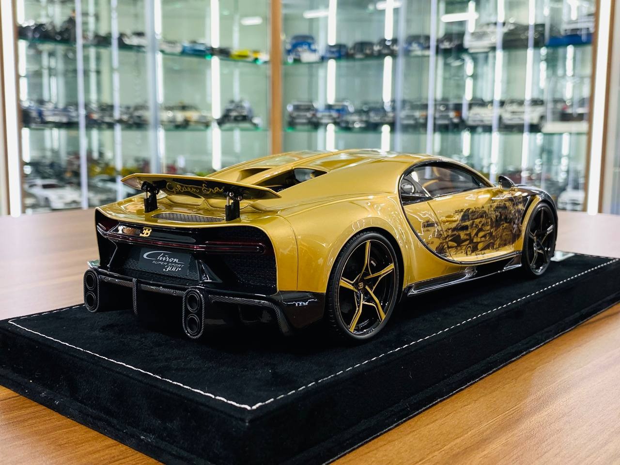 H&H Bugatti Chiron Super Sport 300+ - 1_18 Resin Golden Era, Ltd.Edn. – dturman.com