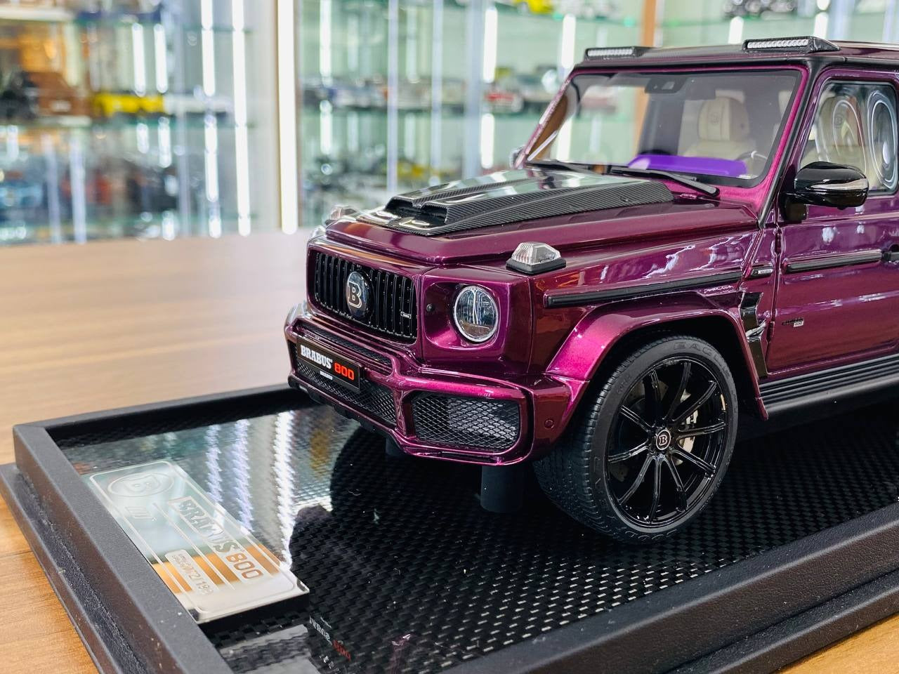 1_18 Resin Mercedes-Benz Brabus G800 G-Class W463 2019 Purple - MotorH