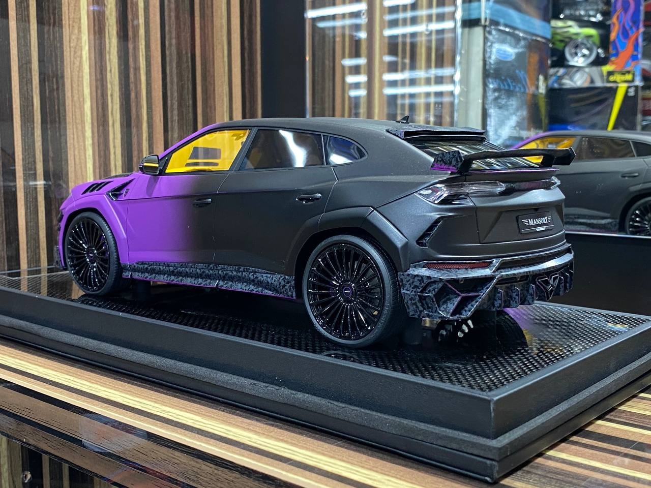 1_18 Resin Lamborghini MANSORY Urus Venatus Black & Purple by Timothy&