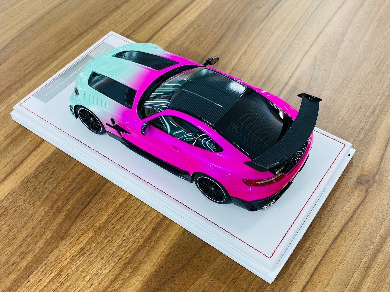 1_18 Resin - IVY Models Mercedes AMG GT Black Series Limited to 50 Pcs