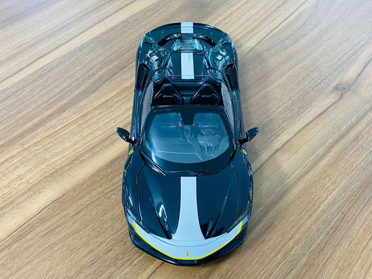 1_18 Diecast Bburago Ferrari SF90 Spider Signature Series black