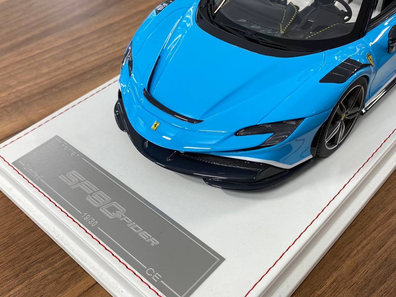 1_18 Resin CE Custom Edition Ferrari SF90 Spider Blue Ltd.Edn. 30 pcs