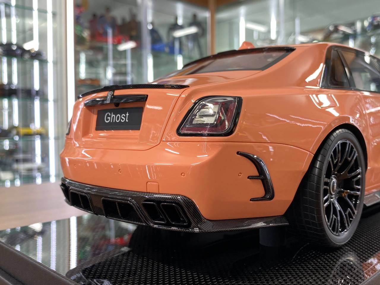 1_12 VMB Rolls Royce Ghost Coral Red Resin Model _ Luxury Collectible