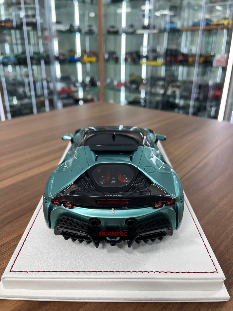 1_18 Ferrari SF90 Stradale Novitec Tiffany – 15 pcs