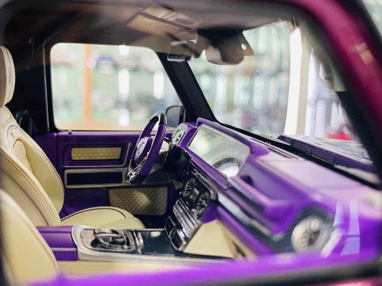 1_18 Resin Mercedes-Benz Brabus G800 G-Class W463 2019 Purple - MotorH