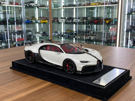 1/18 H&H Bugatti Chiron Pur Sport Metallic White | Resin Model | Limited 30 pcs