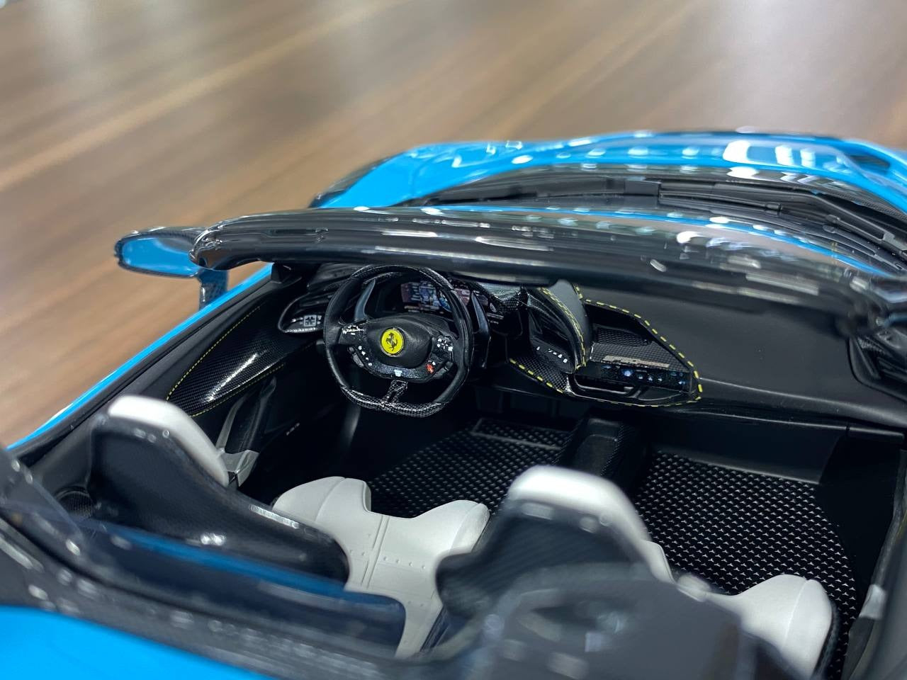 1_18 Resin CE Custom Edition Ferrari SF90 Spider Blue Ltd.Edn. 30 pcs