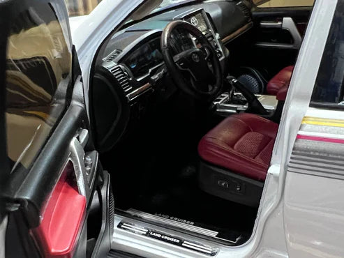 Diecast Toyota Land Cruiser 200 White Miniature Car by KengFai