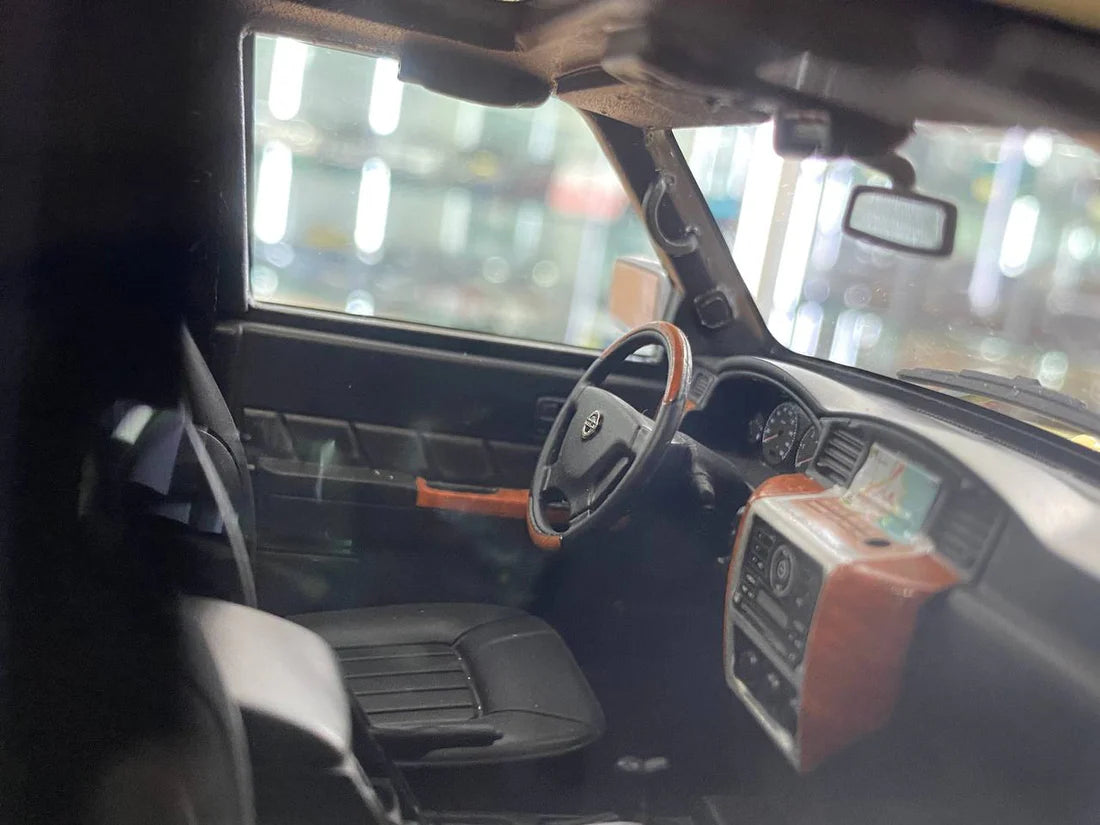 Resin Nissan Patrol Safari Y61 Custom Beige IVY Models Scale Model Car