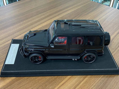 18 Resin Model - Mercedes-Benz AMG G63 with Removable Grill (Black/Red Interior) by Vehicle Art