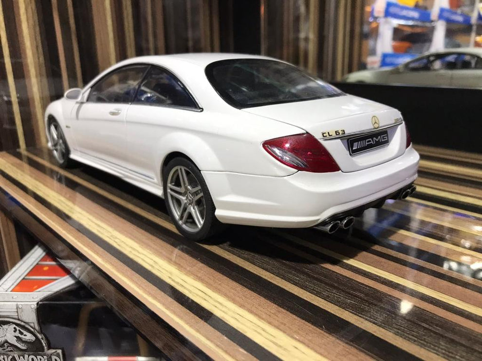 1/18 Diecast Mercedes-Benz CL63 AMG White AUTOart Scale Model Car
SKU:FCDT638